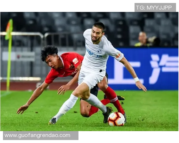 大连一方对阵深圳佳兆业精彩直播回顾与赛后分析 大连一方对阵深圳佳兆业精彩直播回顾与赛后分析